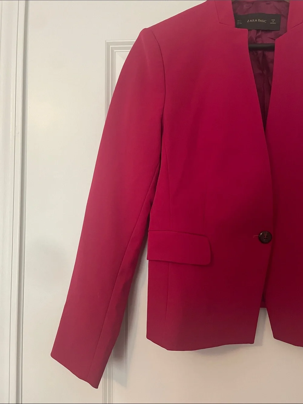 Zara Basic Fuschia Raspberry-Red Single-Button Collarless Blazer - Picture 3 of 8